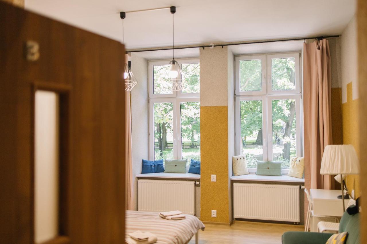 קרקוב West13 Guest Rooms מראה חיצוני תמונה