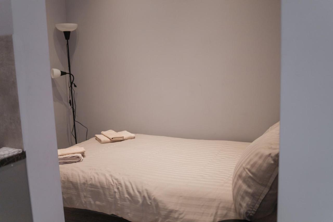 קרקוב West13 Guest Rooms מראה חיצוני תמונה